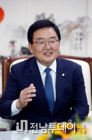 문인 광주 북구청장