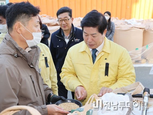 고흥군, 2022년산 공공비축미곡 포대벼 첫 수매