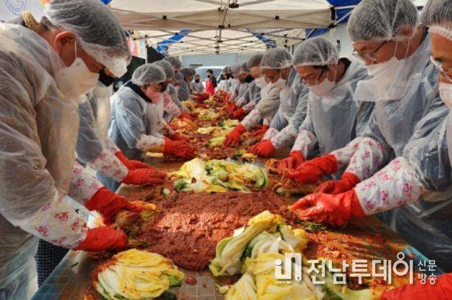 장흥지역자활센터, ‘사랑의 김장 행사’로 나눔 실천