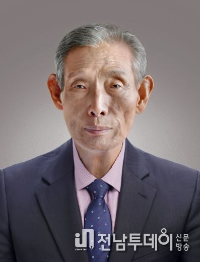 함평군 퇴임 공직자 나천재씨, 인재양성기금 1천만원 기부