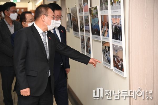 광주 북구의회, 사진전 개최