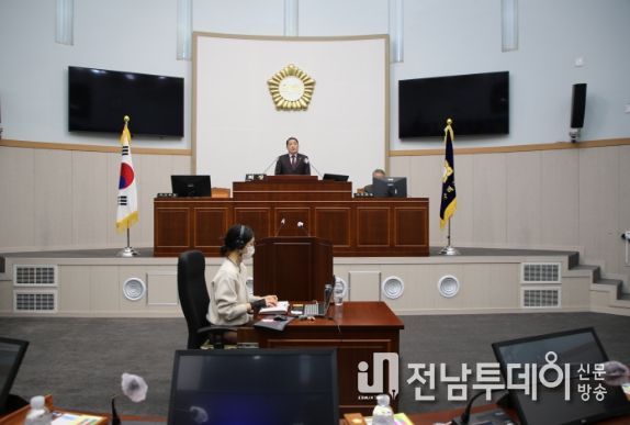 구례군의회, 제297회 임시회 개회