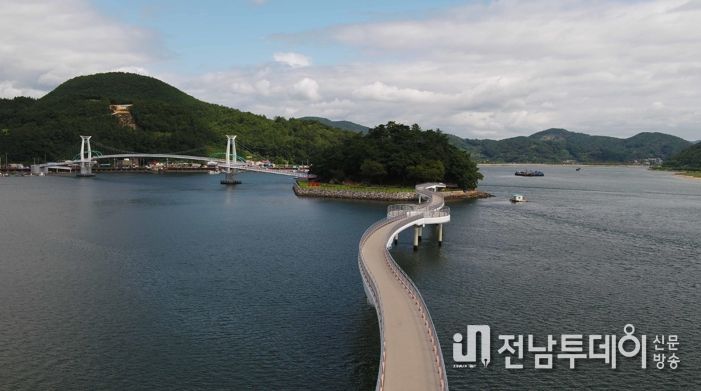망덕포구와 수변공원을 잇는 낭만플랫폼, 배알도 섬 정원