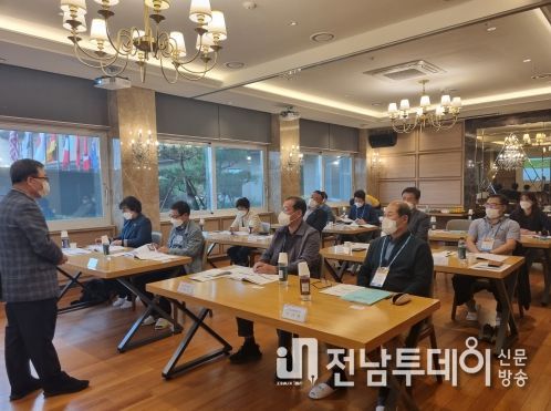 장흥군의회, 역량강화 교육 실시