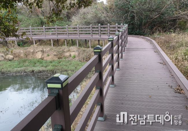 구시흘못(태양광 경관등 설치 필요)