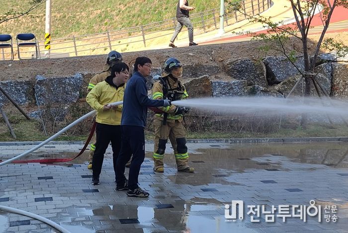 광양시–중마119안전센터, ‘성황스포츠센터’ 합동 소방 훈련 실시