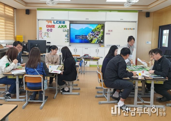 2023 찾아가는 초등학교 책보따리 독서수업 역량강화 연수