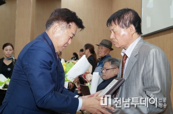 제주도 “차별은 없이, 기회는 같이, 행복은 높이”