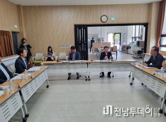 안우진 제주시 부시장, 제주시 농촌신활력플러스사업 추진위원회 회의 주재