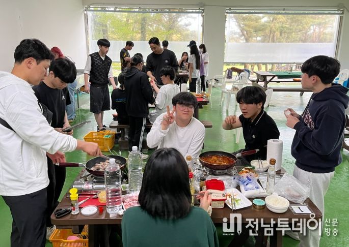 어울림학교 ‘같이의 가치를 가꾸는 인성수련’ 활동