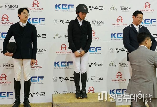 2023 춘계전국승마대회 국산마 110class 종목 우승한 김군렬 학생