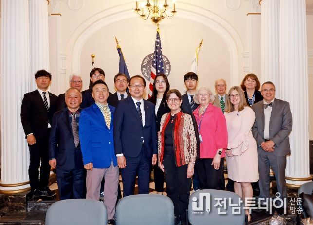 렉싱턴시 시의회 의사당 방문