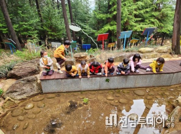 장흥군, 우드랜드 자연과 교감 ‘유아숲’ 인기