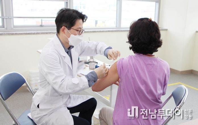 ‘대상포진 백신 파격 지원’ 나주시, 만65세 이상 모든 시민 예방접종 26일 개시
