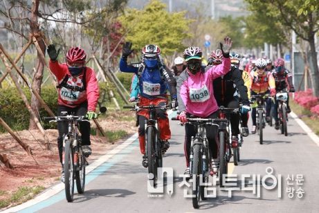 나주시, 영산강 명품 3백리 자전거길 순항 … 문평천 단절구간 신설