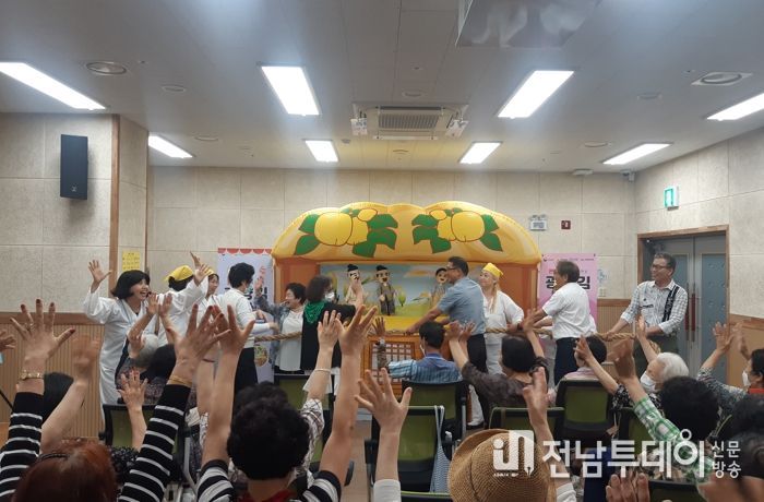 광양실버주택복지관, '광양 김 생생인형극' 공연 펼쳐