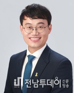 정달성 광주북구의원, 맨발걷기 활성화 조례 제정