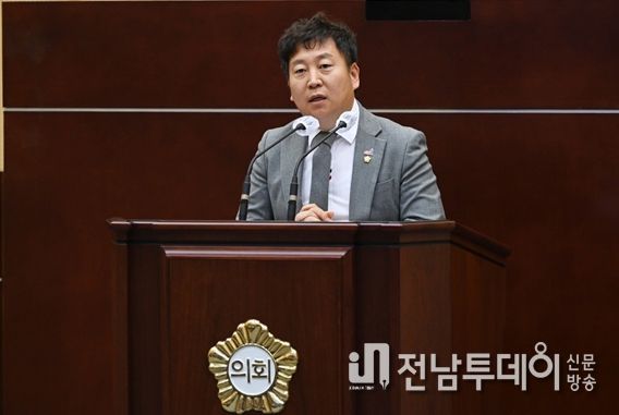 발언 중인 김균호 의원(사진=김균호 의원 제공)