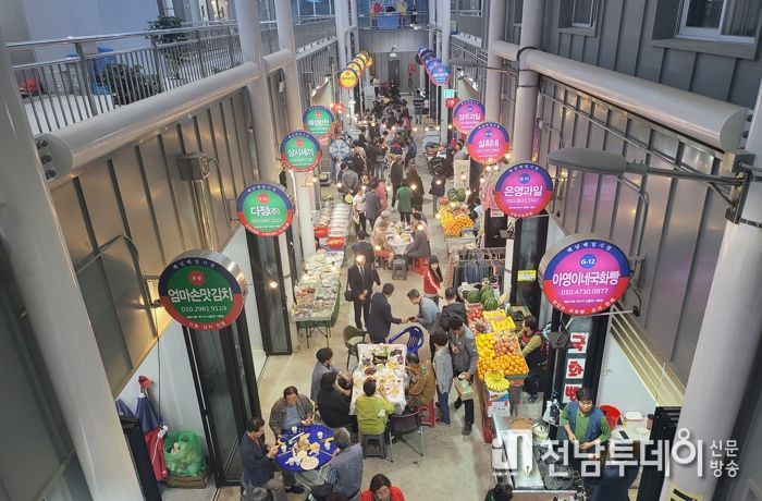 한여름밤 불금데이, 야시장으로 놀러오세요
