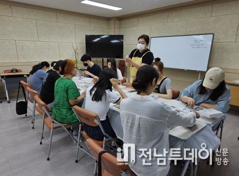 광양중앙도서관, 여름 특집 원데이 클래스 성료