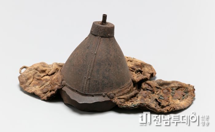 의병 유물- 조선 중기 투구