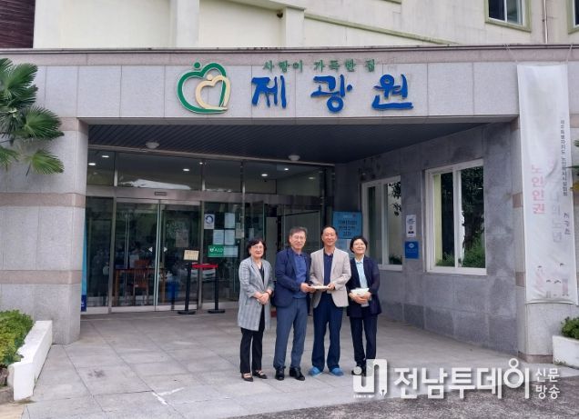 추석 명절 맞아 사회복지시설 위문한 안우진 부시장