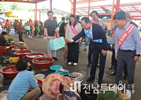 해남군, 성수품 위주 추석 물가 잡는다.