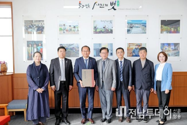 중국 뤄양시 라오청구 대표단 면담