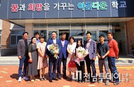 ㈜올레건설 최영복 회장 고향에 1억원 통 큰 기부