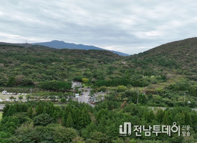 노루생태관찰원 거친오름
