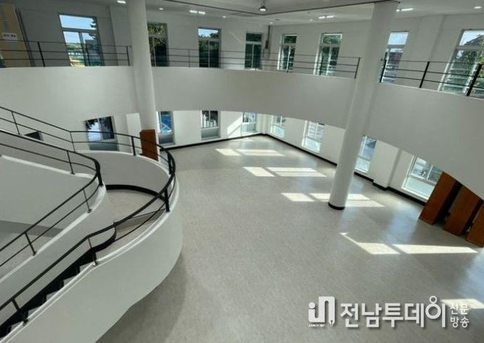 성산일출도서관