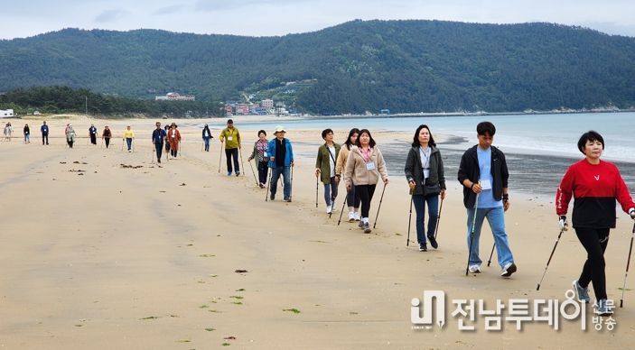 완도군, 해양기후·문화치유 프로그램 ‘호평’
