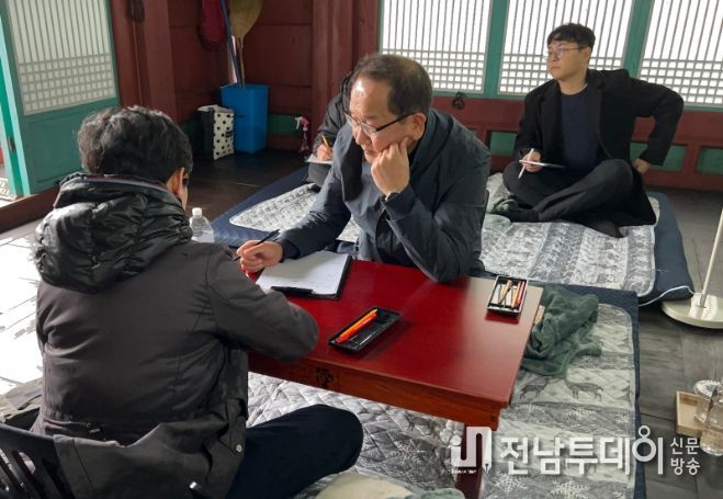 현장민원실'동병삼련'