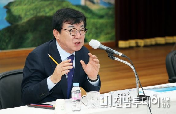 김성 장흥군수, ‘군민과 대화’ 새해 소통행정 시동