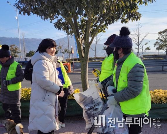 장흥군 장흥읍, 노인일자리사업 현장방문 격려