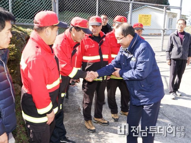강병삼 제주시장, 산불감시초소 현장점검