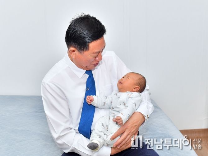 ‘작지만 의미있는 변화’… 장성군 출생아 수 35.2% 늘었다