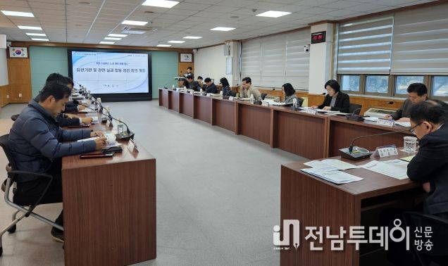 목포시가 유관기관ㆍ운수업체ㆍ시 관련 부서에서 노선개편 합동 점검 회의를 개최한다.