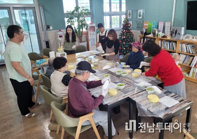 어르신 영양 프로그램 『요리조리 두뇌레시피』