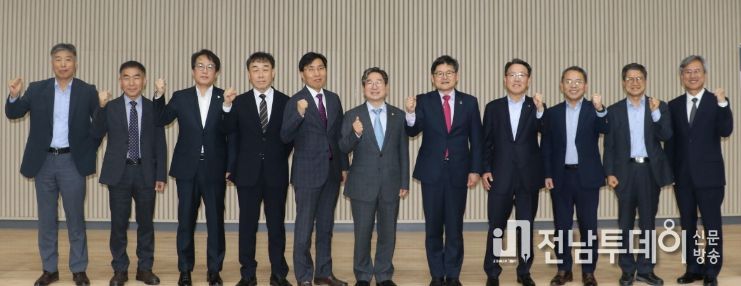 켄텍 연구성과 발표회