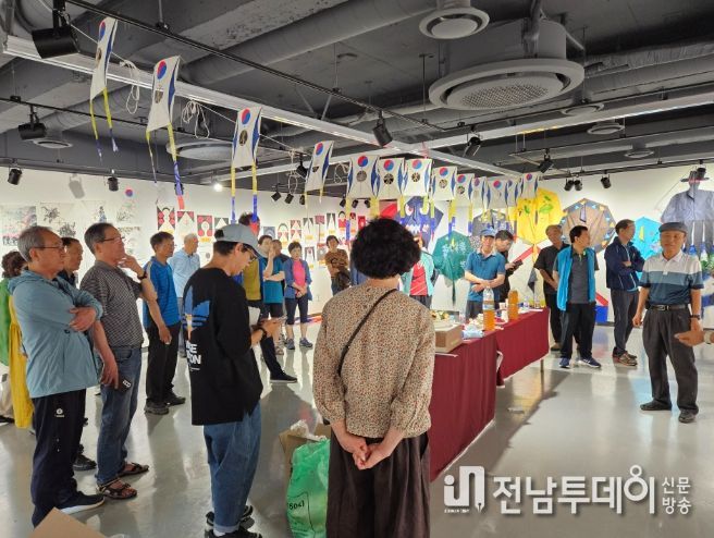 해남군‘전통 연 현재와 미래 展’아트마루 전시실
