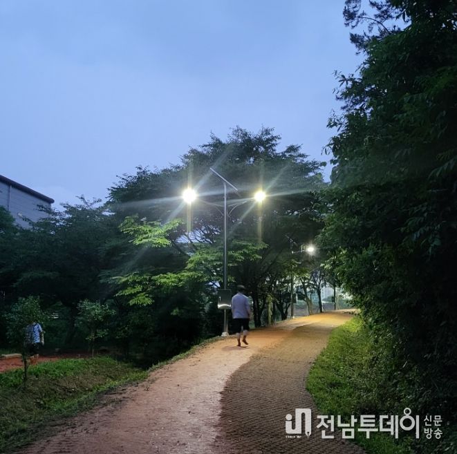 해남군, 우슬맨발산책로 야간 개장