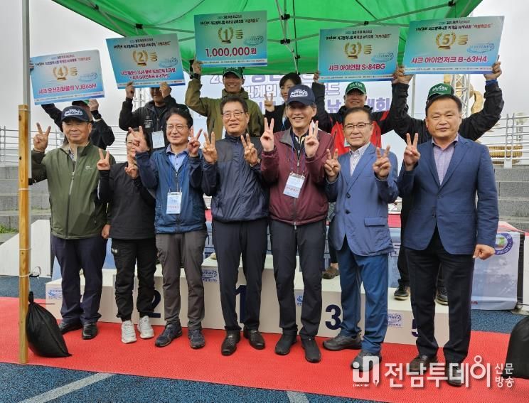 강진군이 지난 6월 시범라운드를 성공적으로 마치며 시상식을 가졌다.
