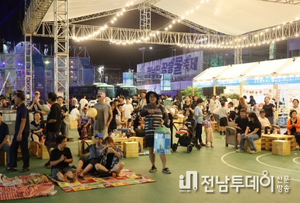 정남진 장흥물축제 별빛달빛 청년 부스 ‘유종의 미’