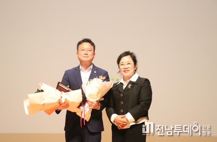 전라남도의회 최선국 도의원, 전남가정어린이집연합회 감사패 수상