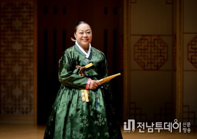 무형유산 보유자 김선이 명창 무대