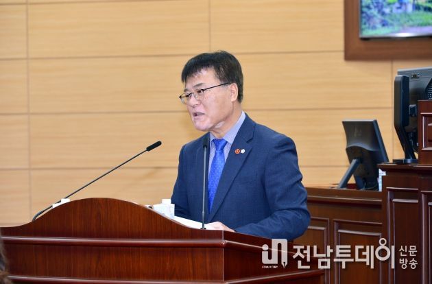 정회기 의원