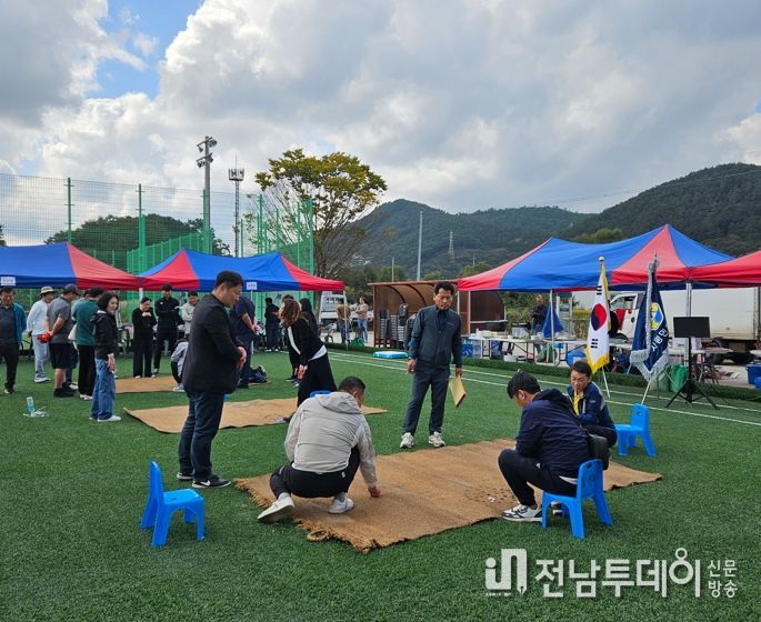 5개면 청년회 윷놀이 경기
