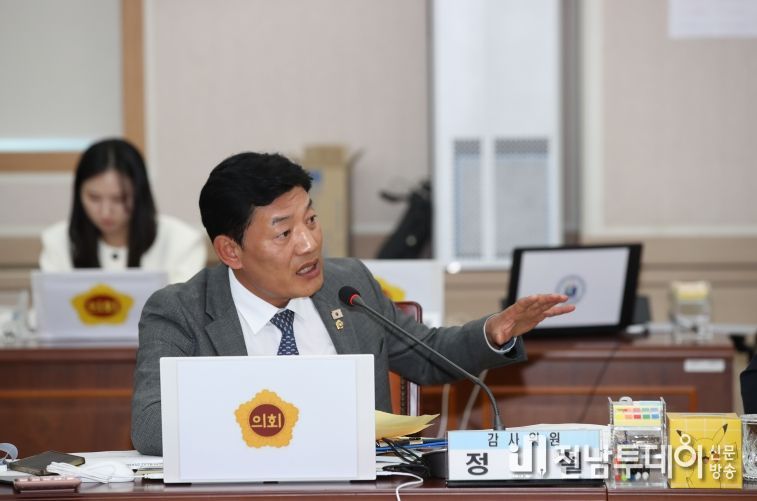 정철 전남도의원, “말로만 독서인문교육…보여주기식인가”