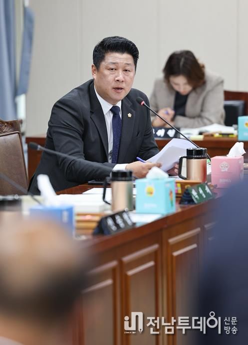 김주웅 전라남도의원, 전남도 ‘양곡유통산업’ 통합 구축 나서야